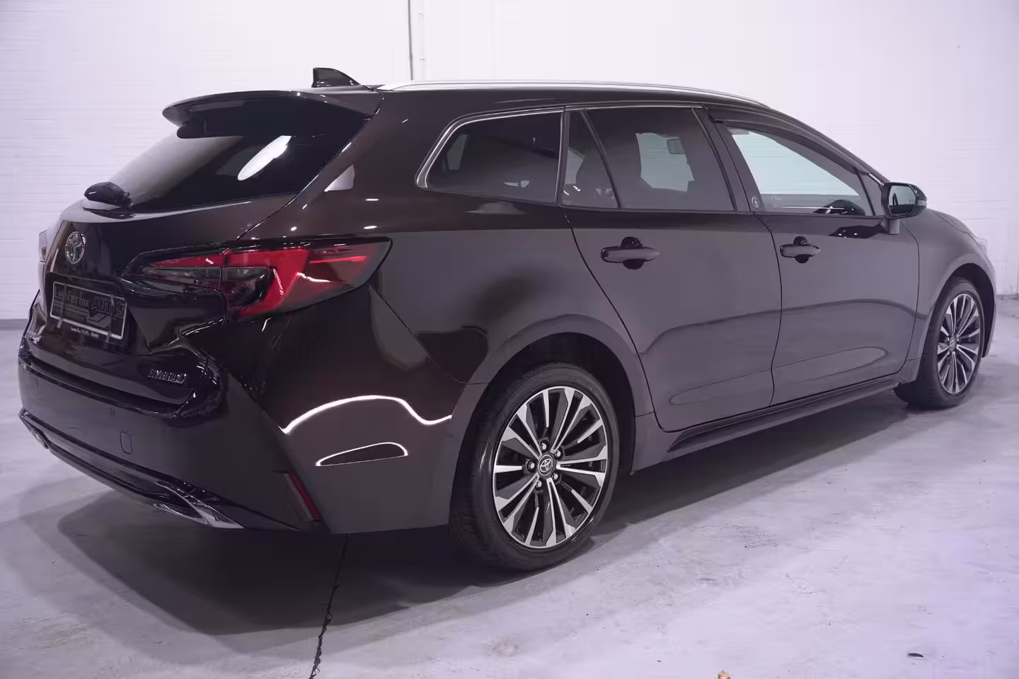 Toyota Corolla Touring Sports Hybrid 200 Business Plus navigatie camera stoel/stuur-verwarming half-lederen bekleding ap