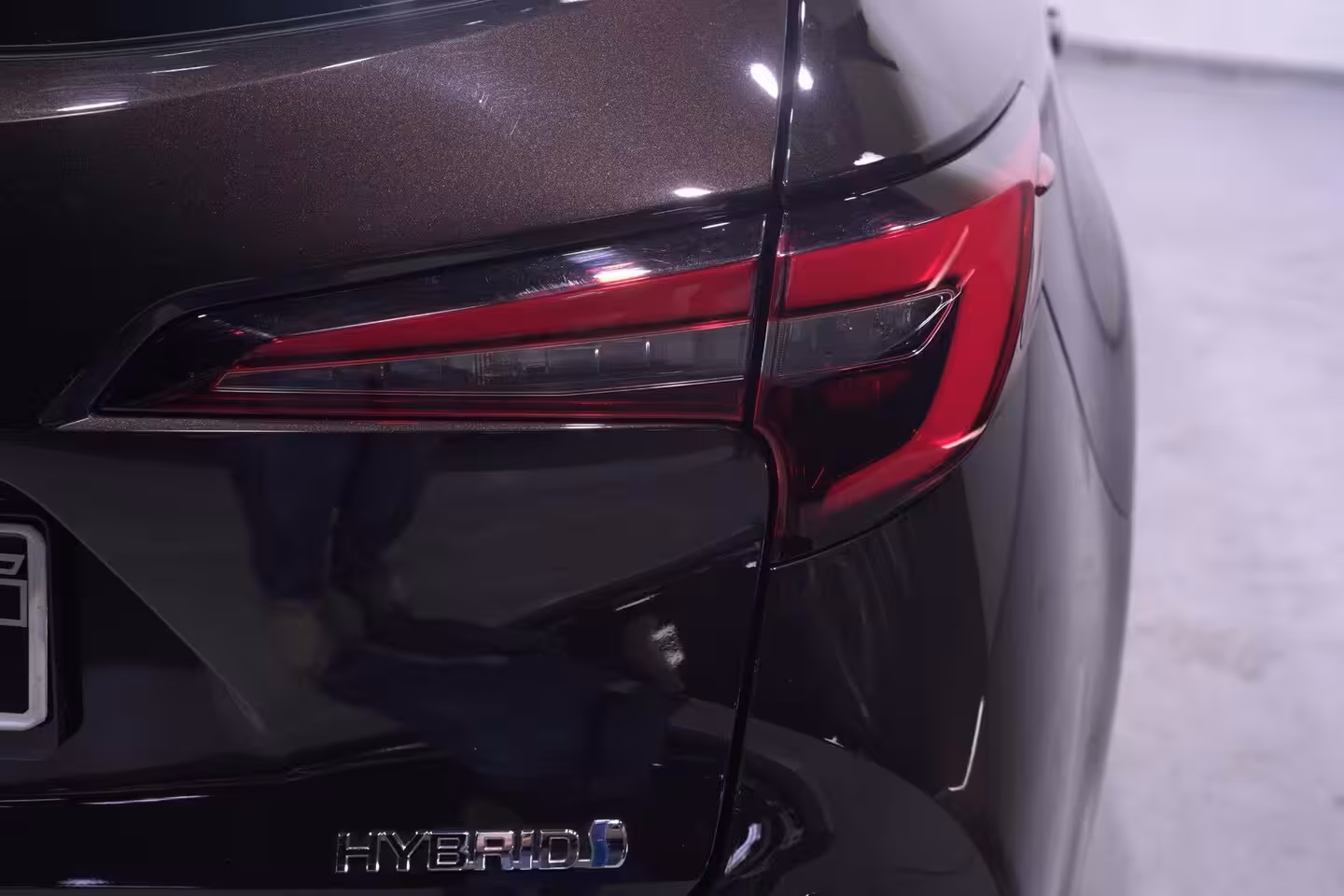 Toyota Corolla Touring Sports Hybrid 200 Business Plus navigatie camera stoel/stuur-verwarming half-lederen bekleding ap