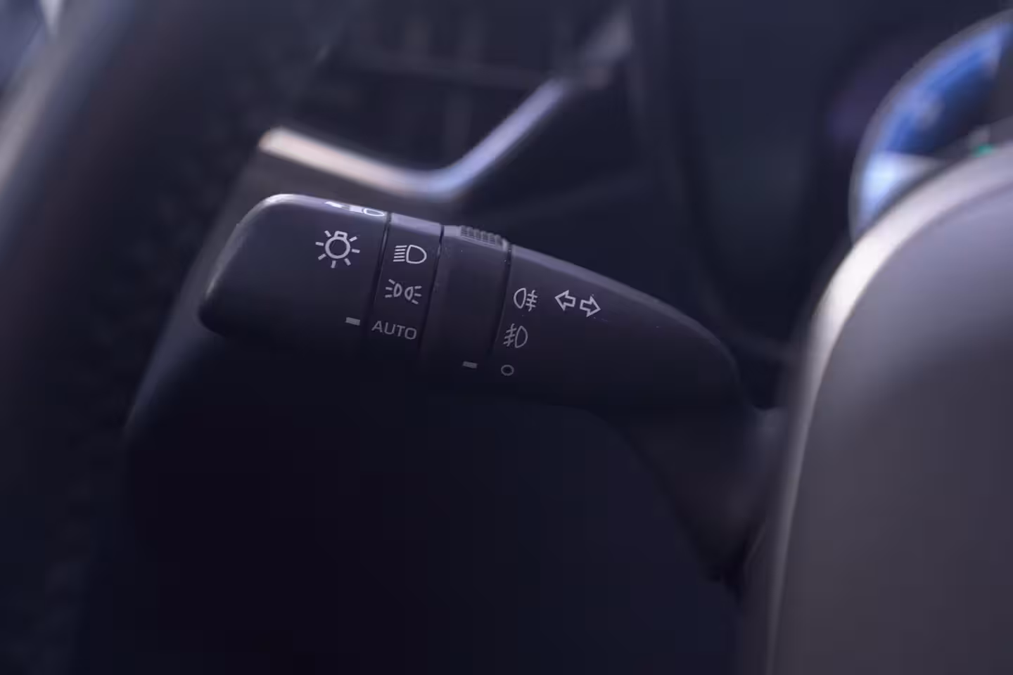 Toyota Corolla Touring Sports Hybrid 200 Business Plus navigatie camera stoel/stuur-verwarming half-lederen bekleding ap