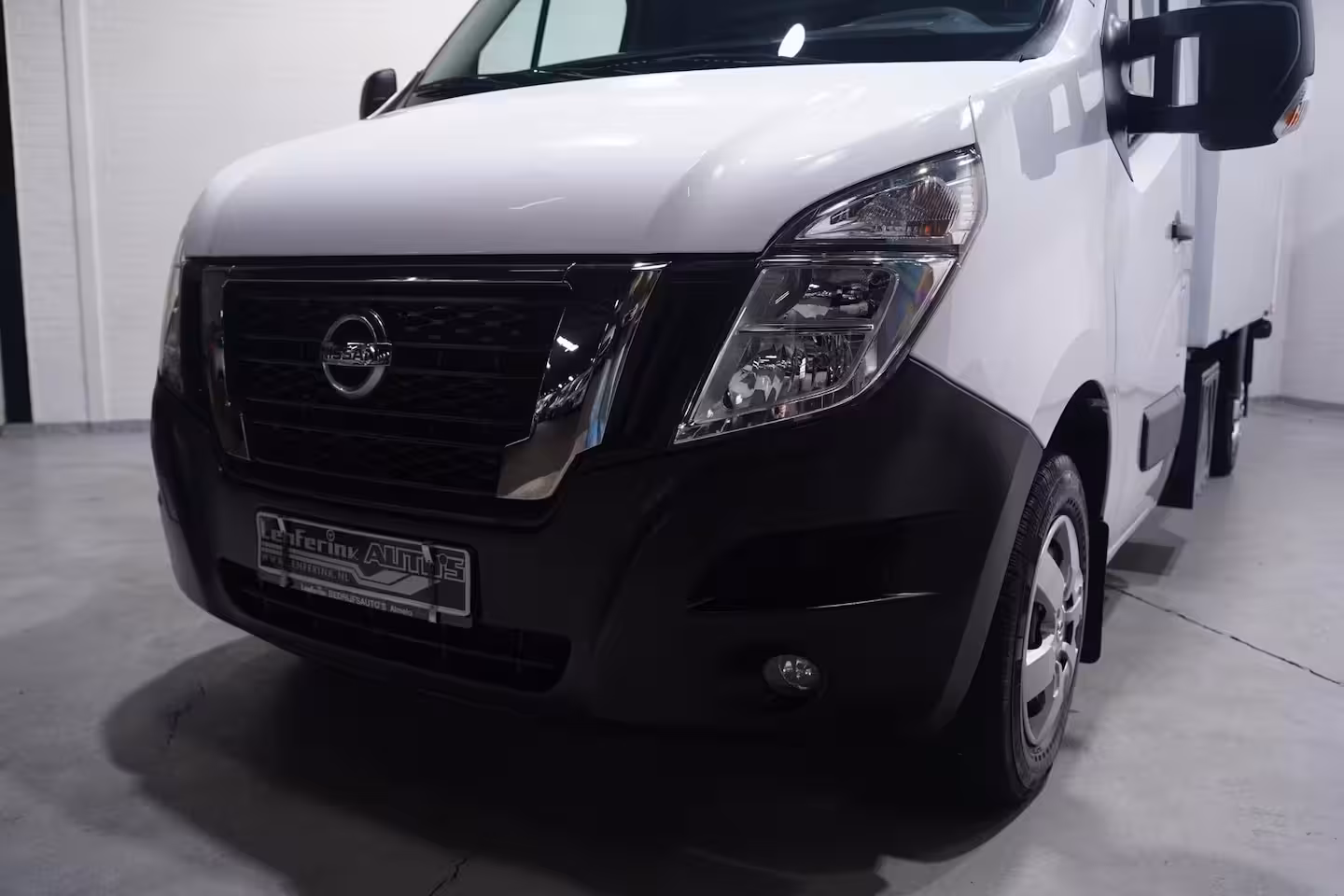 Renault Master 2.3 DCi 163 pk Bakwagen met Laadklep Navi, Airco Apple Carplay, Dakspoiler, Cruise Control
