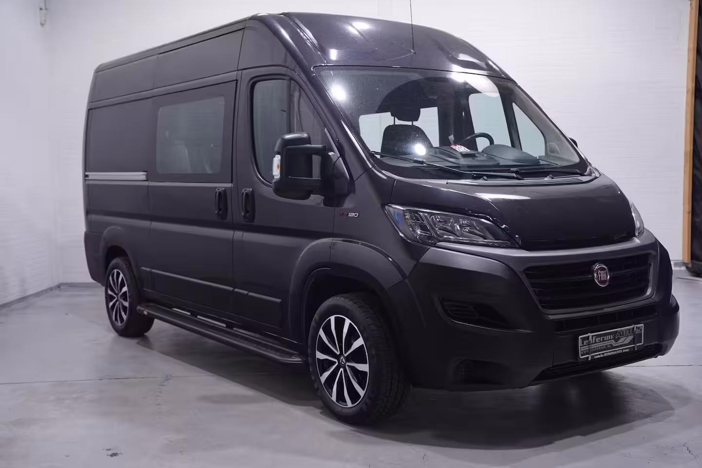Fiat Ducato 2.3 MultiJet 120 pk Dubbel Cabine L2H2 Navi Camera, Cruise Control, Trekhaak 2.500 kg, 6-Z