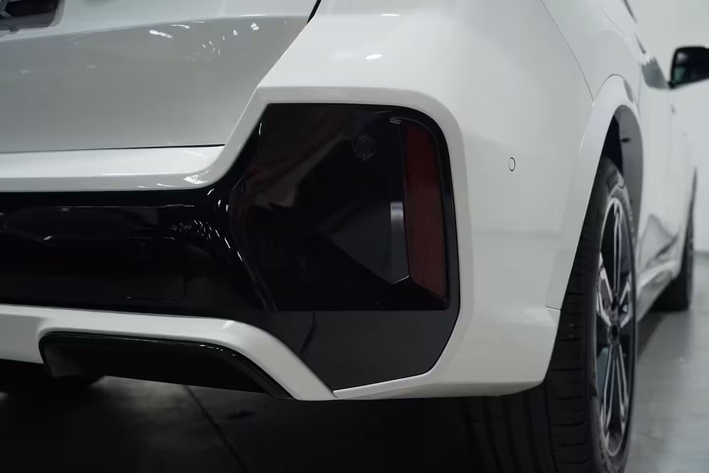 BMW X1 sDrive20i M Sport Panodak Led koplampen Camera Shadowline Stuur- en stoelverwarming 19 Inc