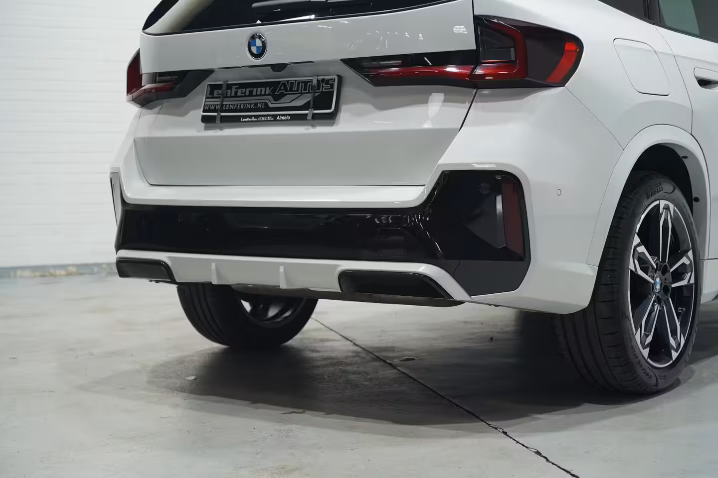 BMW X1 sDrive20i M Sport Panodak Led koplampen Camera Shadowline Stuur- en stoelverwarming 19 Inc