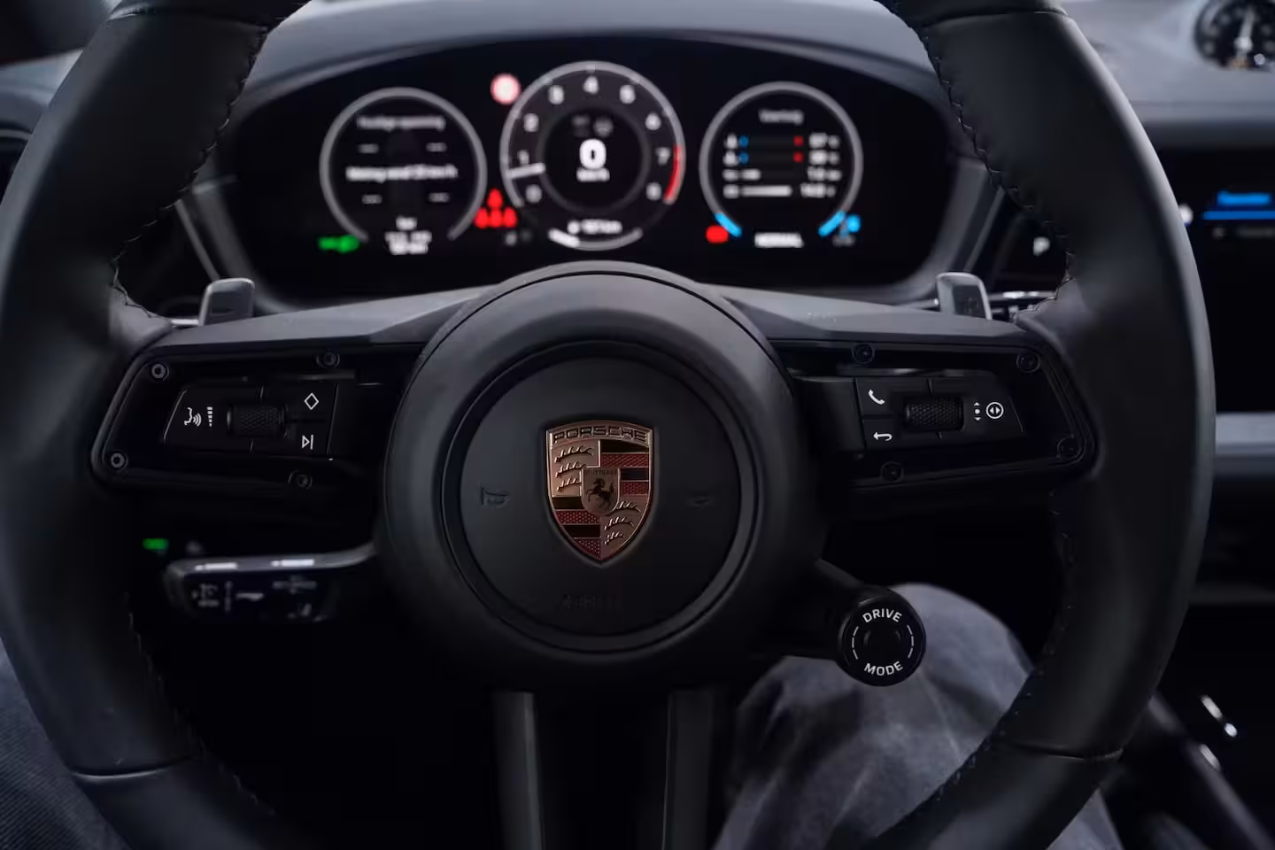 Porsche Cayenne 4.0 V8 S ex bpm. pano-dak soft-close sportuitlaat luchtvering(PASM) electr.trekhaak stoelv