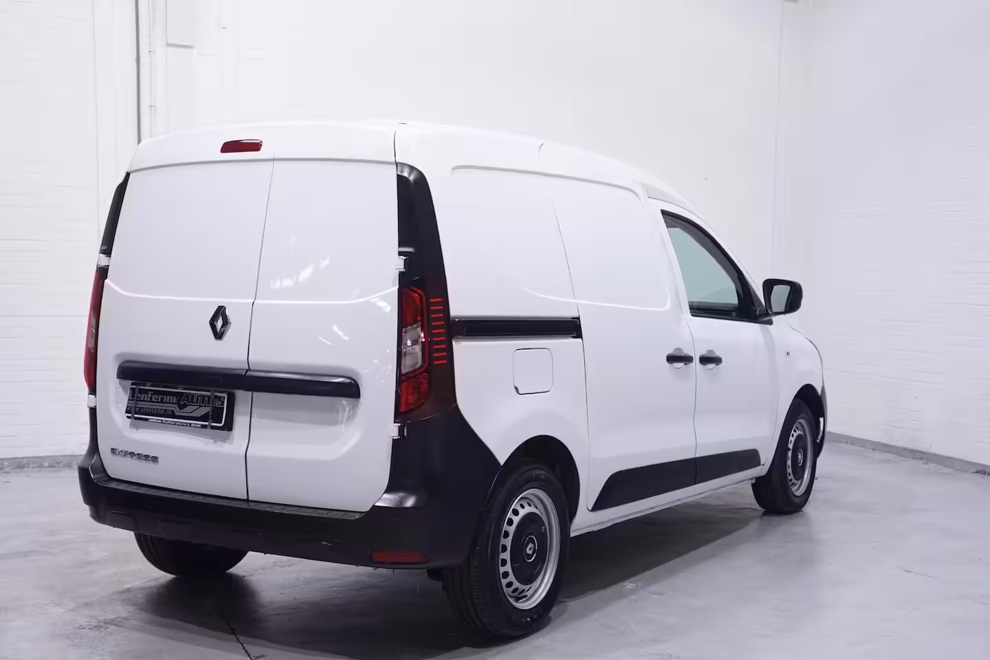 Renault Kangoo Express 1.3 TCe 100 pk Benzine L1 Airco Audio met Bluetooth, Elek. Pakket, PDC achter, 2-Zits
