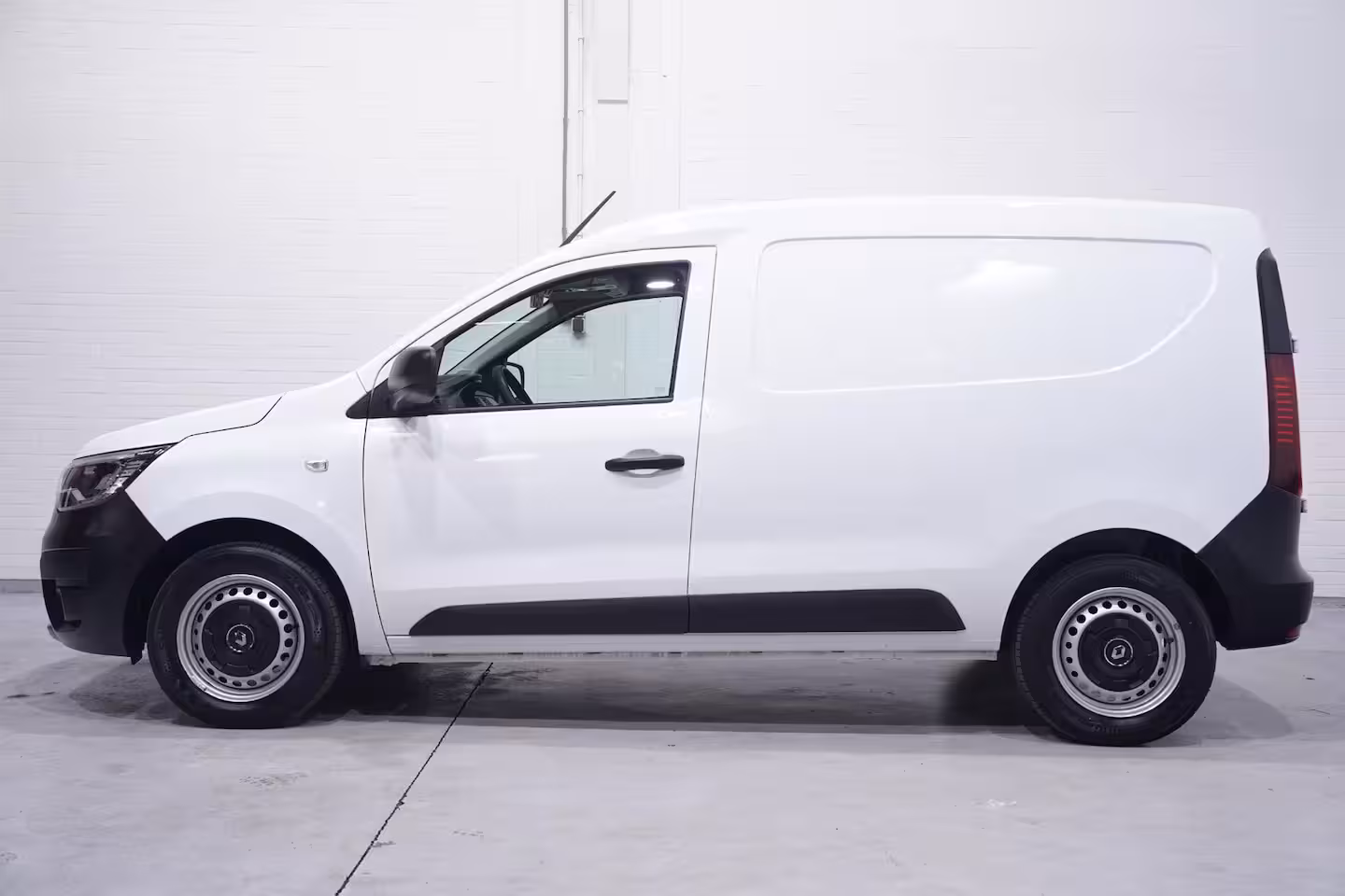 Renault Kangoo Express 1.3 TCe 100 pk Benzine L1 Airco Audio met Bluetooth, Elek. Pakket, PDC achter, 2-Zits
