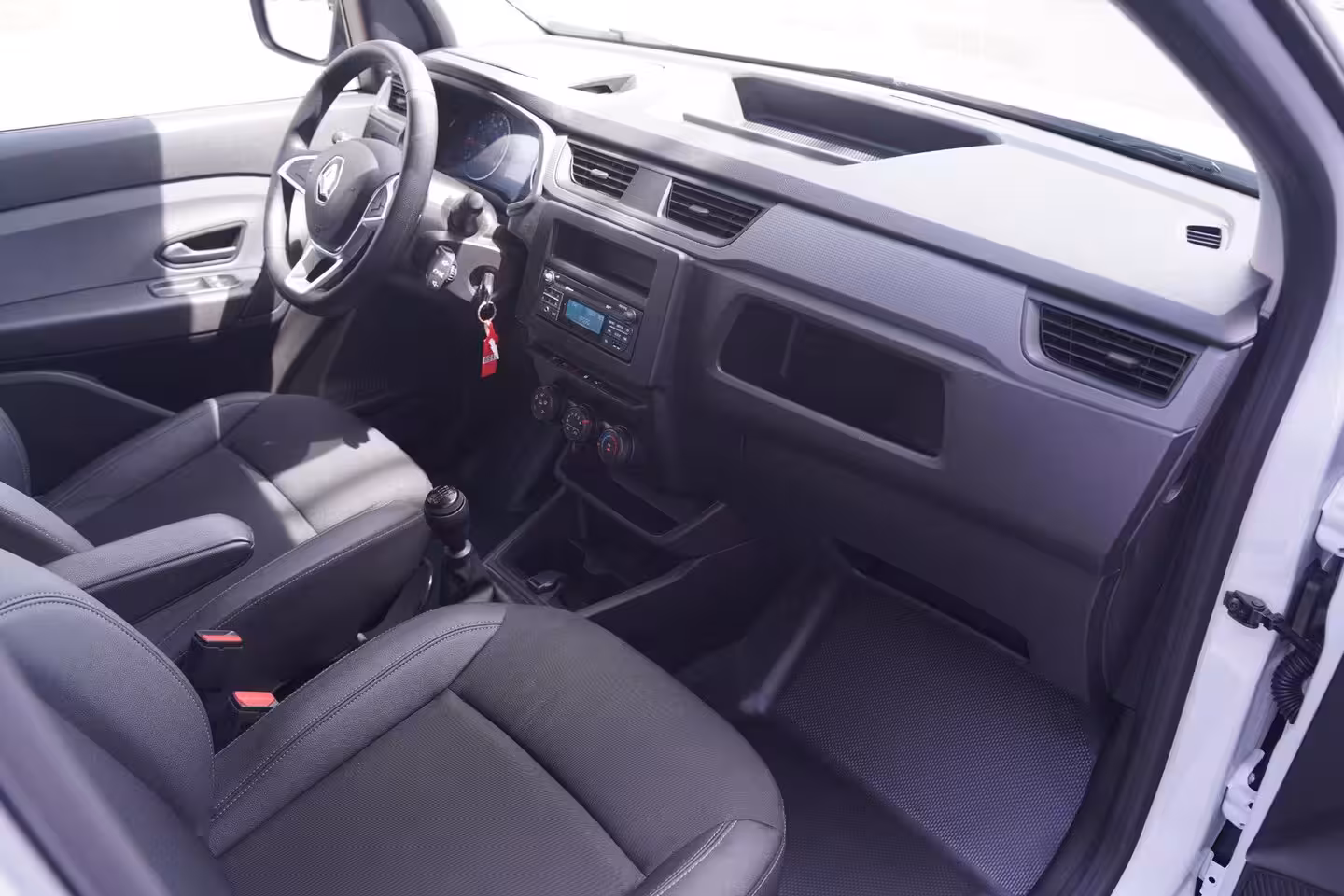 Renault Kangoo Express 1.3 TCe 100 pk Benzine L1 Airco Audio met Bluetooth, Elek. Pakket, PDC achter, 2-Zits
