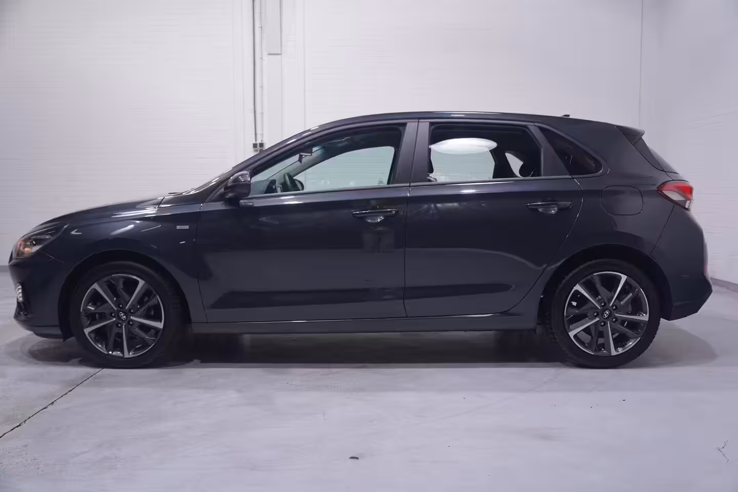 Hyundai i30 1.0 T-GDi MHEV Comfort Smart Apple Carplay Navi Airco Achteruitrijcamera Stuur/Stoelverwar