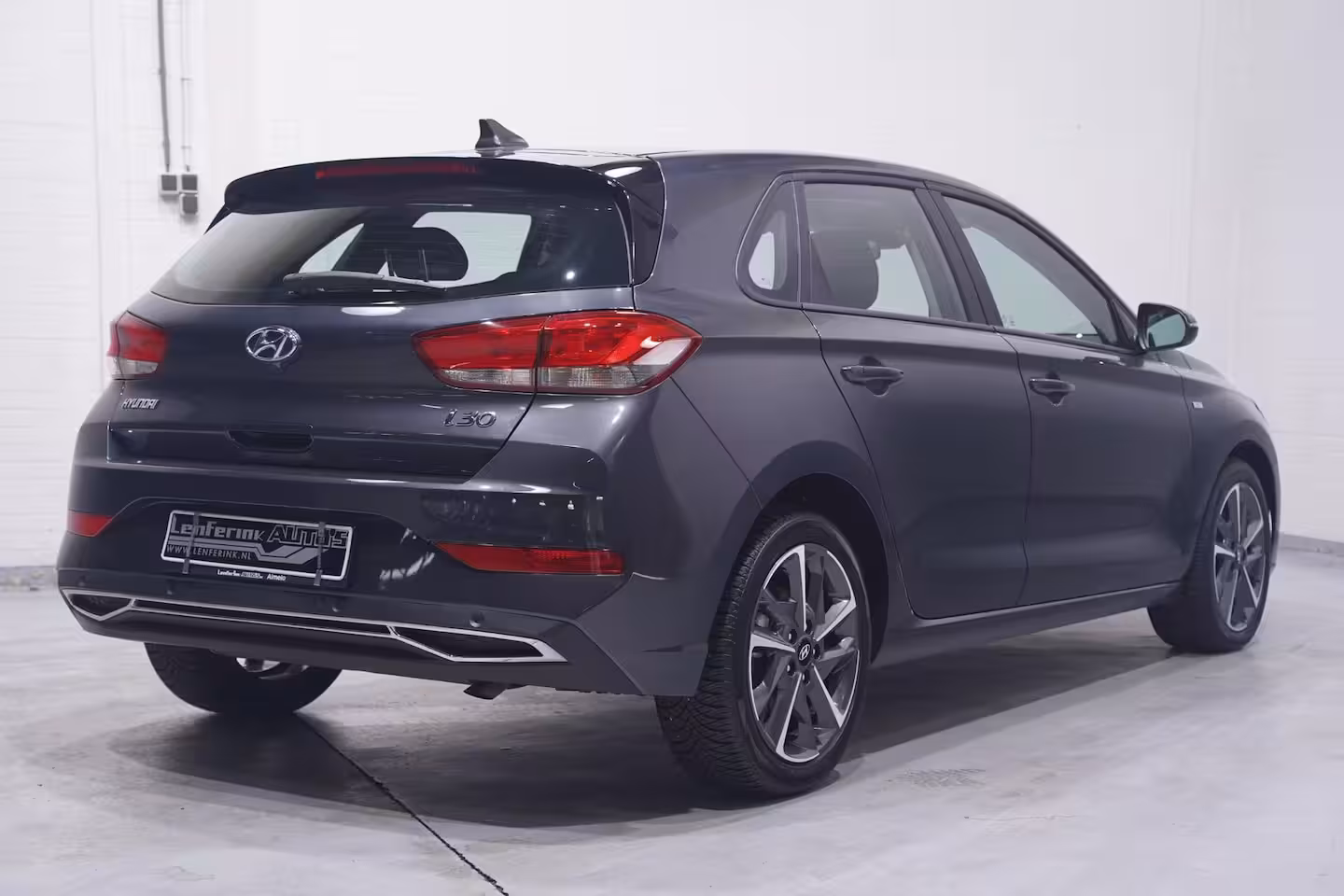 Hyundai i30 1.0 T-GDi MHEV Comfort Smart Apple Carplay Navi Airco Achteruitrijcamera Stuur/Stoelverwar