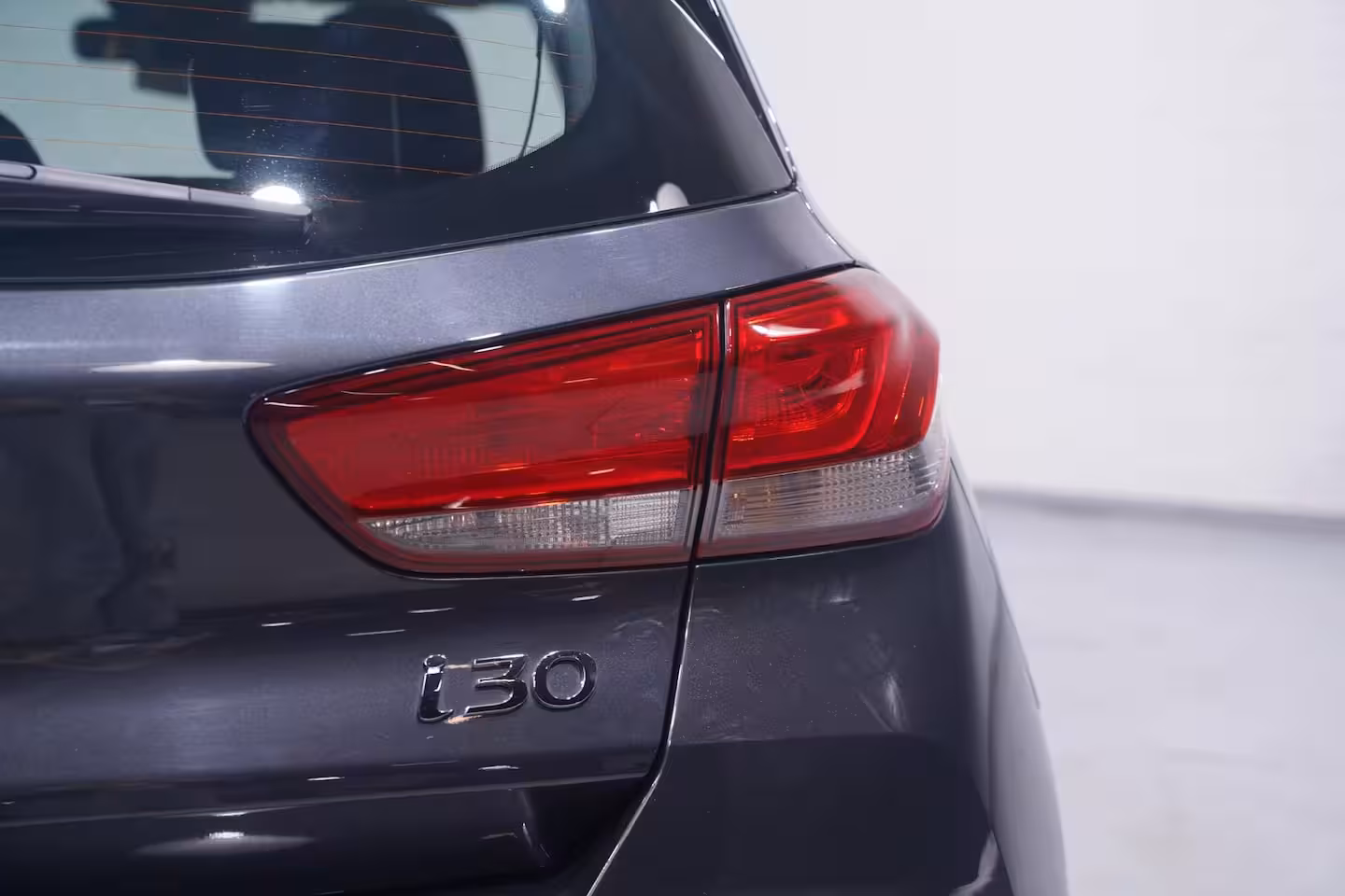 Hyundai i30 1.0 T-GDi MHEV Comfort Smart Apple Carplay Navi Airco Achteruitrijcamera Stuur/Stoelverwar