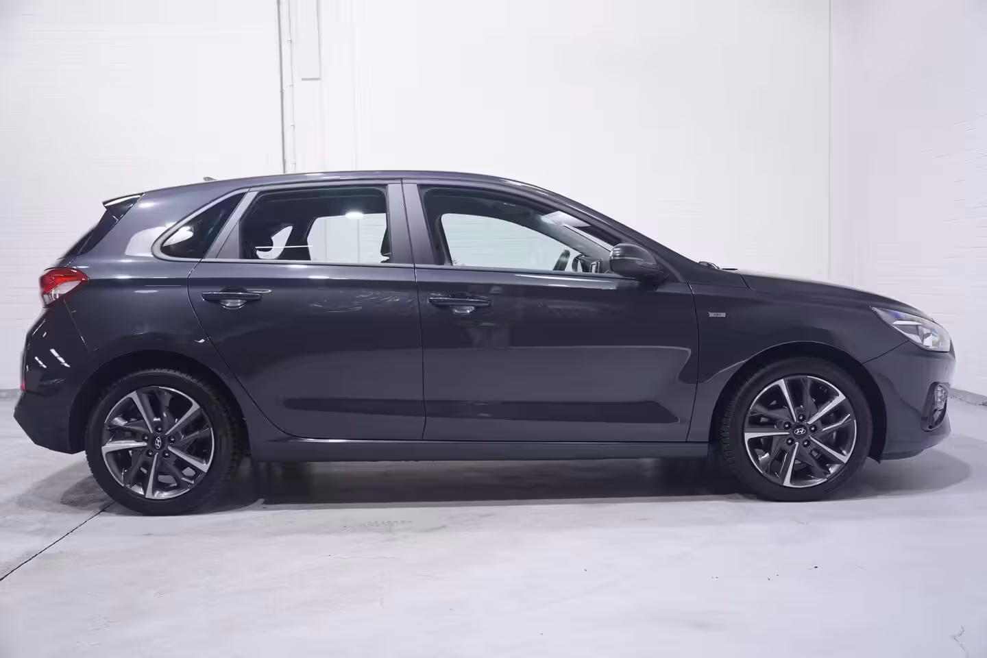 Hyundai i30 1.0 T-GDi MHEV Comfort Smart Apple Carplay Navi Airco Achteruitrijcamera Stuur/Stoelverwar