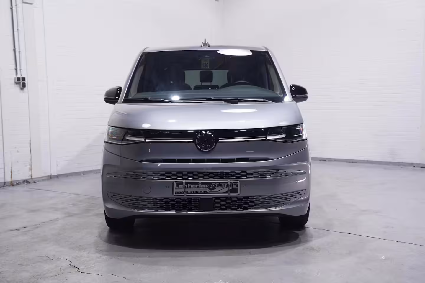 Volkswagen Multivan 1.4 eHybrid L2H1 Style NAP SOH 100% Iq Light Panodak Trekhaak Apple Carplay Camera