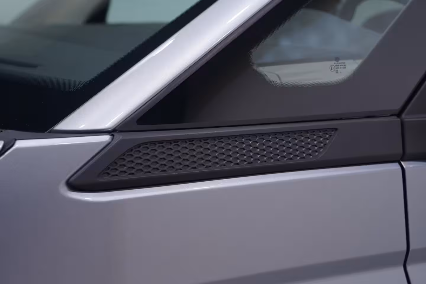 Volkswagen Multivan 1.4 eHybrid L2H1 Style NAP SOH 100% Iq Light Panodak Trekhaak Apple Carplay Camera