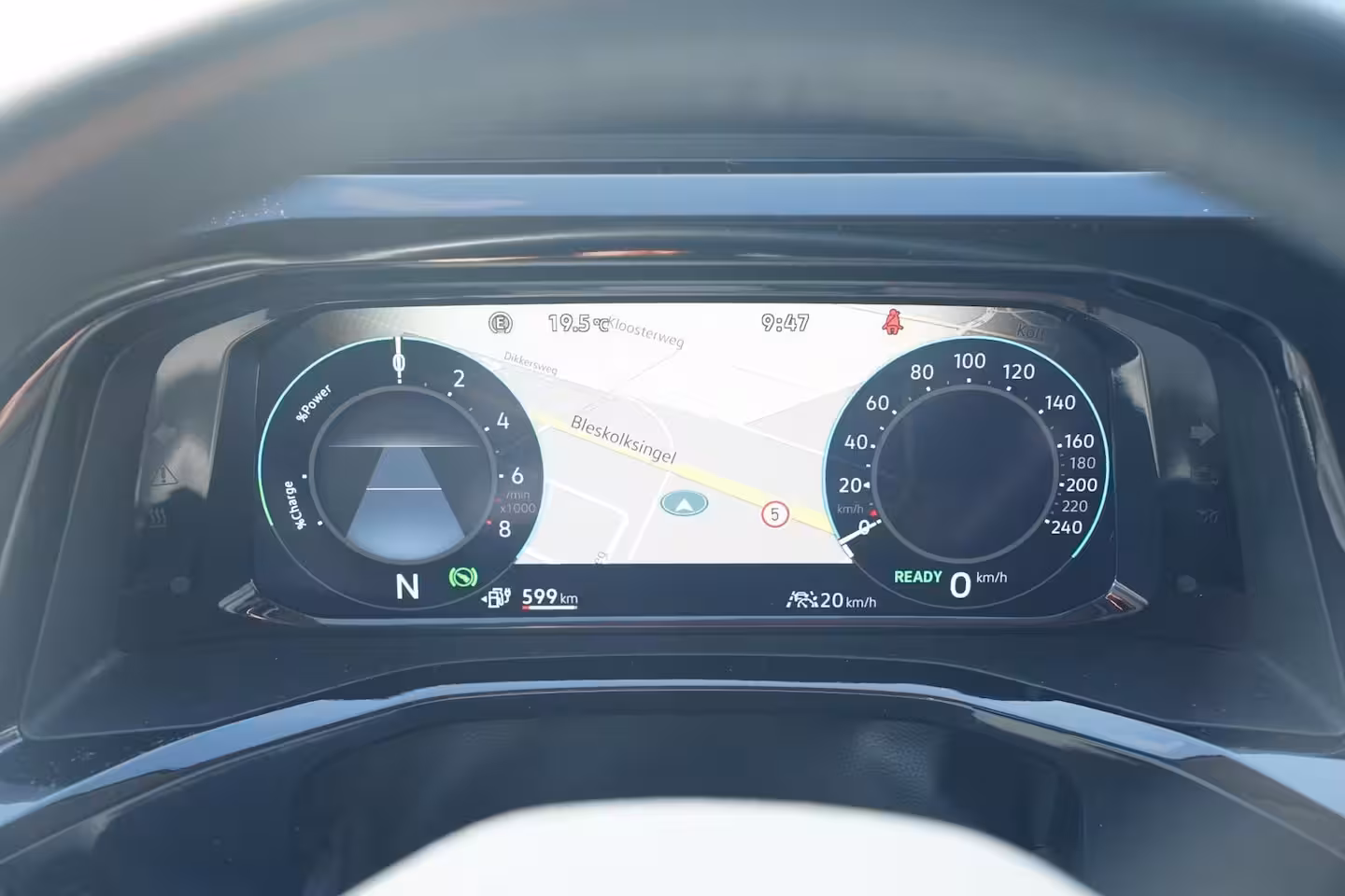 Volkswagen Multivan 1.4 eHybrid L2H1 Style NAP SOH 100% Iq Light Panodak Trekhaak Apple Carplay Camera