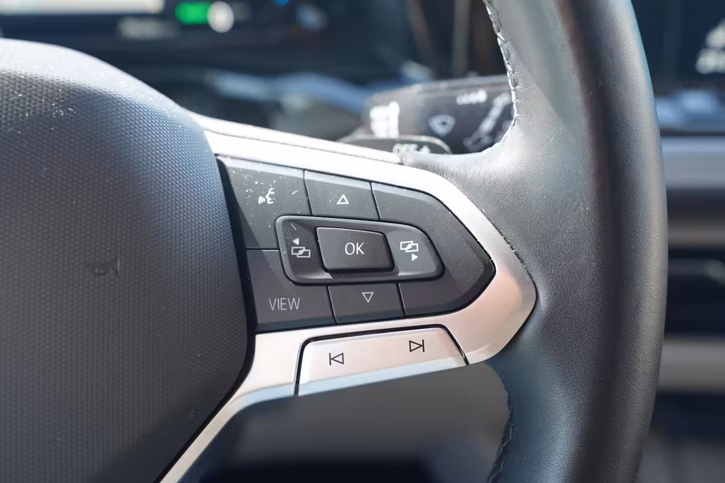 Volkswagen Multivan 1.4 eHybrid L2H1 Style NAP SOH 100% Iq Light Panodak Trekhaak Apple Carplay Camera