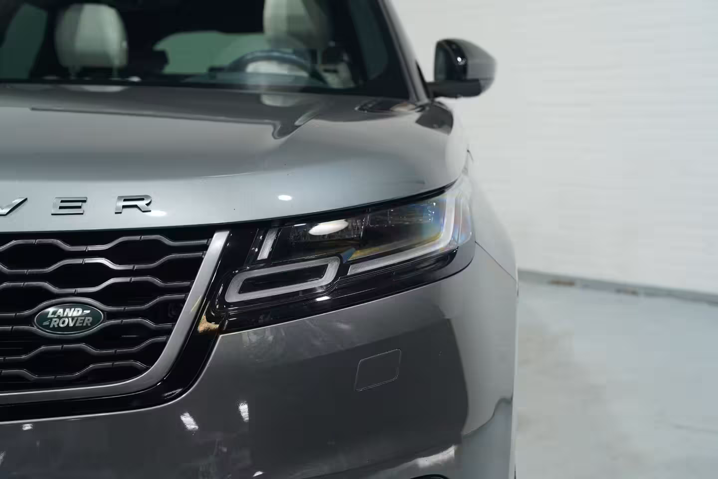 Land Rover Range Rover Velar 300D 3.0 V6 D300 R-Dynamic R-Dynamic Luchtvering stoelen electrisch bedienbaar L-memory pr