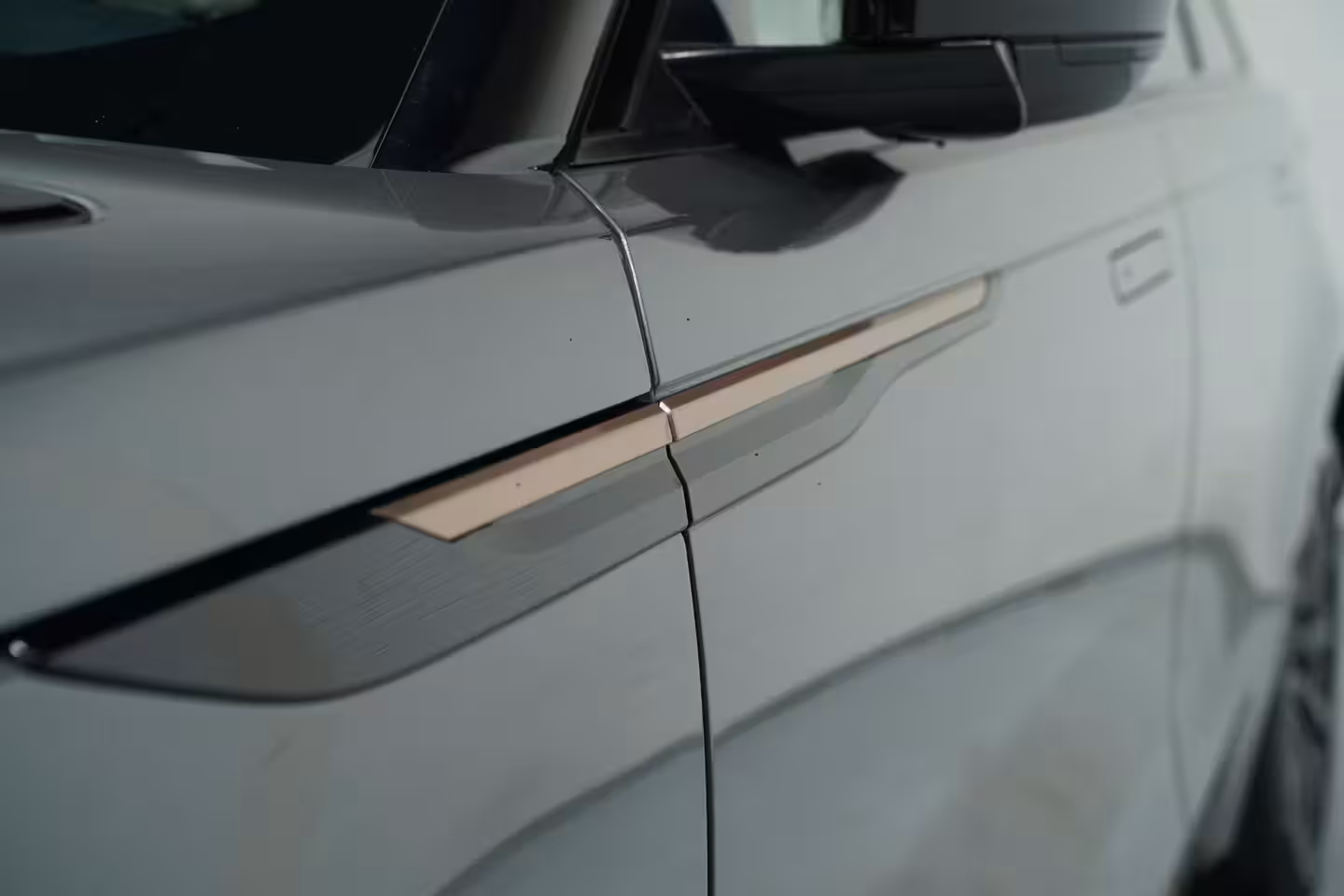 Land Rover Range Rover Velar 300D 3.0 V6 D300 R-Dynamic R-Dynamic Luchtvering stoelen electrisch bedienbaar L-memory pr