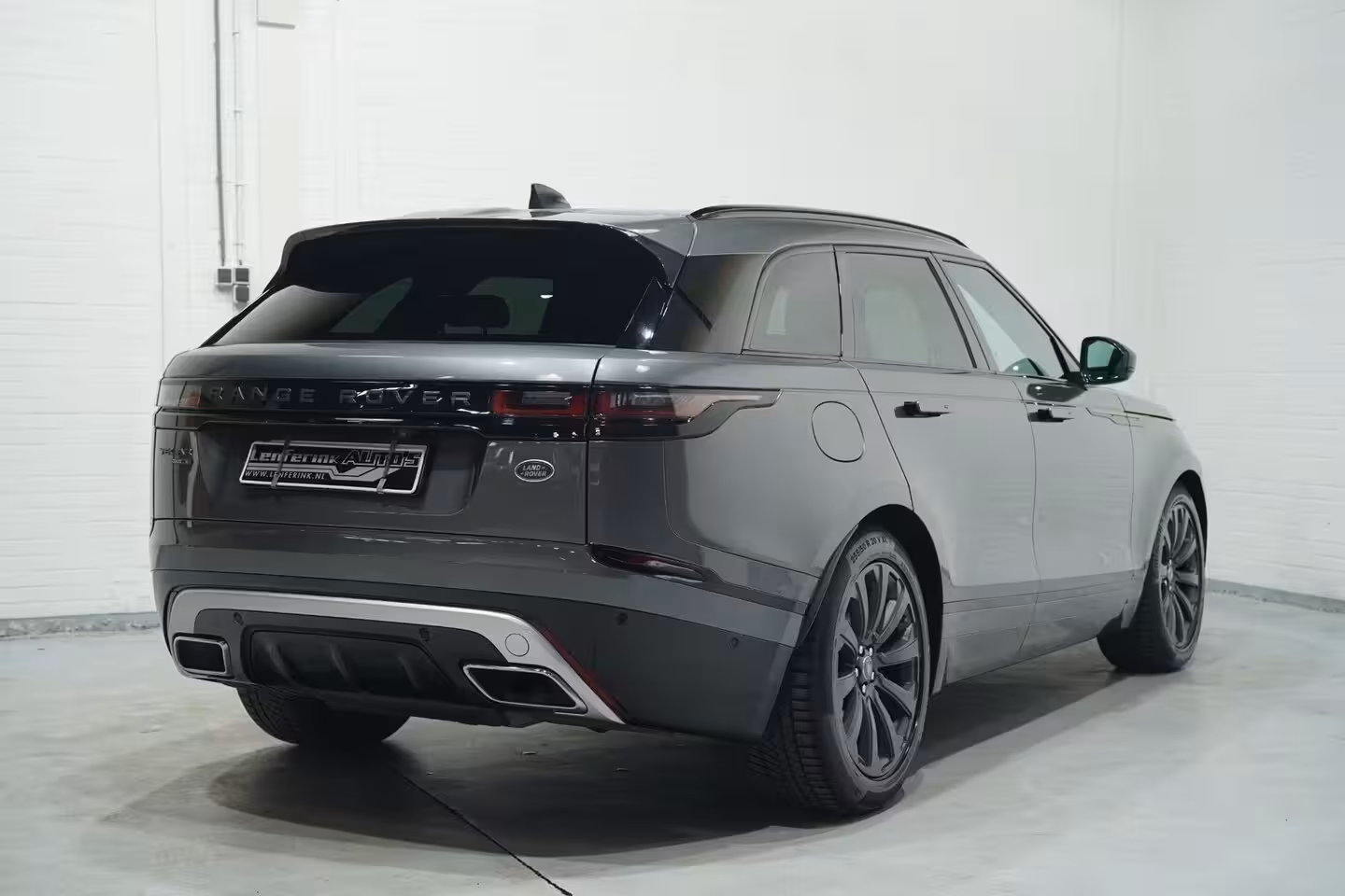 Land Rover Range Rover Velar 300D 3.0 V6 D300 R-Dynamic R-Dynamic Luchtvering stoelen electrisch bedienbaar L-memory pr