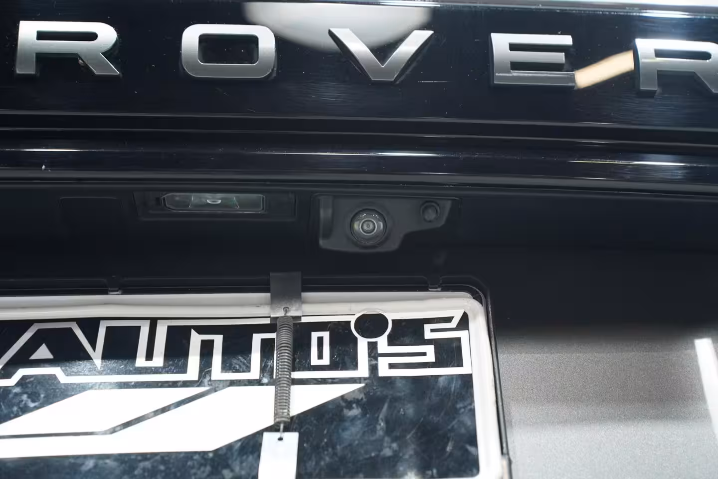 Land Rover Range Rover Velar 300D 3.0 V6 D300 R-Dynamic R-Dynamic Luchtvering stoelen electrisch bedienbaar L-memory pr