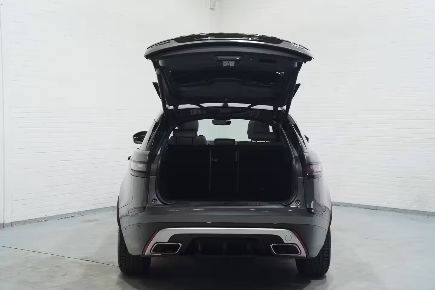 Land Rover Range Rover Velar 300D 3.0 V6 D300 R-Dynamic R-Dynamic Luchtvering stoelen electrisch bedienbaar L-memory pr