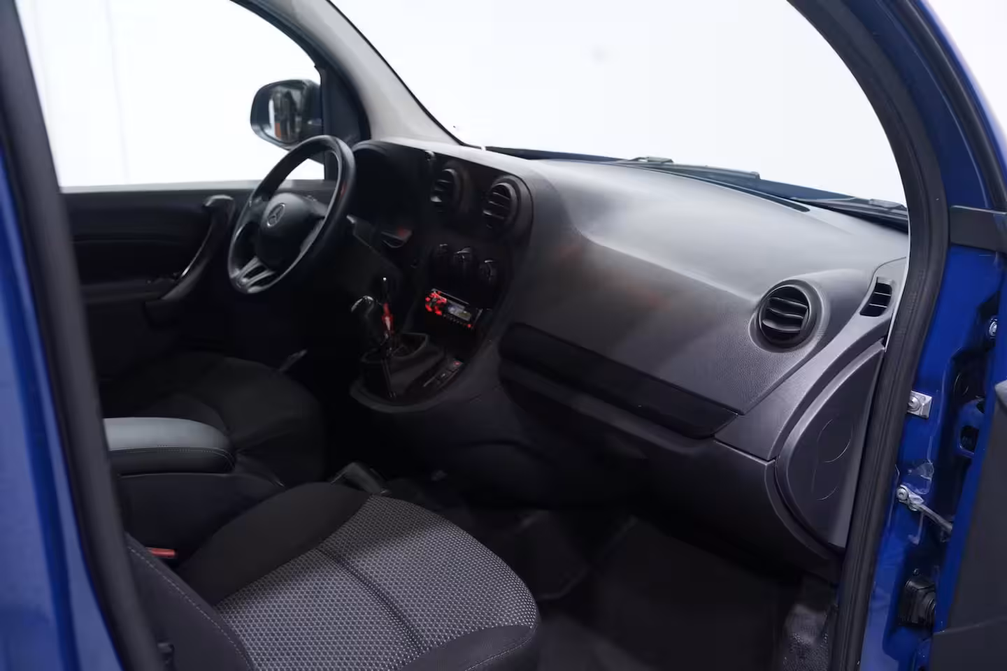Mercedes-Benz Citan 111 CDI 110 pk Ambition Airco, Cruise Control PDC achter, APK 10-2027