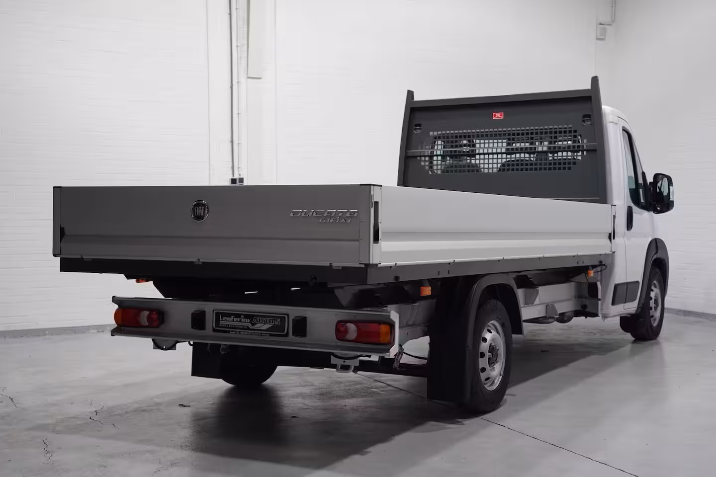 Fiat Ducato 2.2 MJet 140 pk L4 Pick Up / Open Laadbak Airco, Cruise Control, 3-Zits, LxBxH 420x202x40