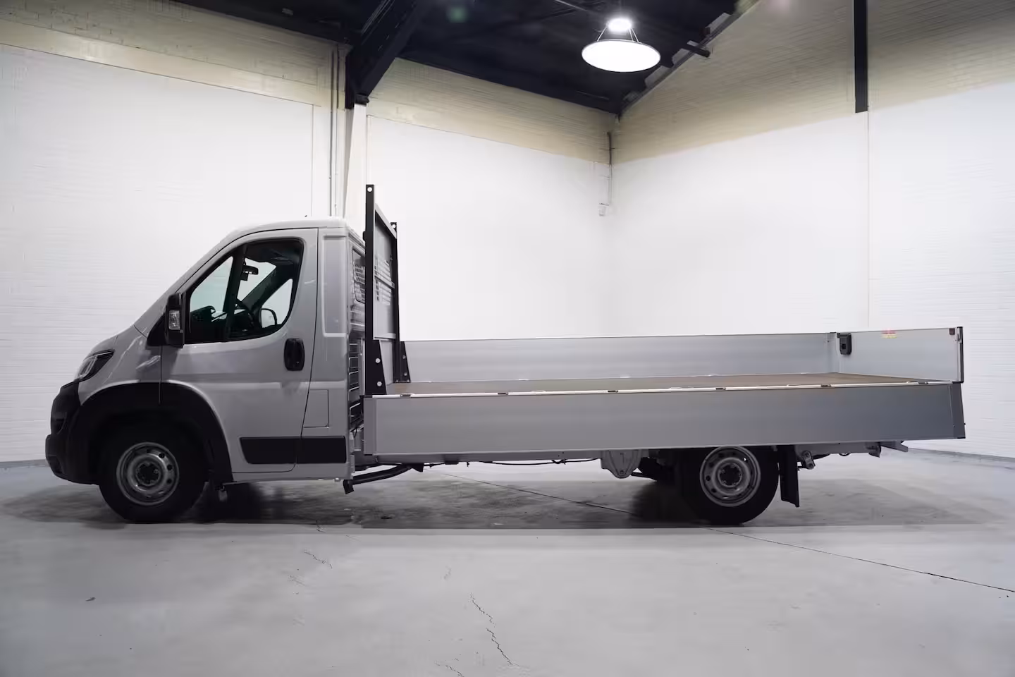 Fiat Ducato 2.2 MJet 140 pk L4 Pick Up / Open Laadbak Airco, Cruise Control, 3-Zits, LxBxH 420x202x40