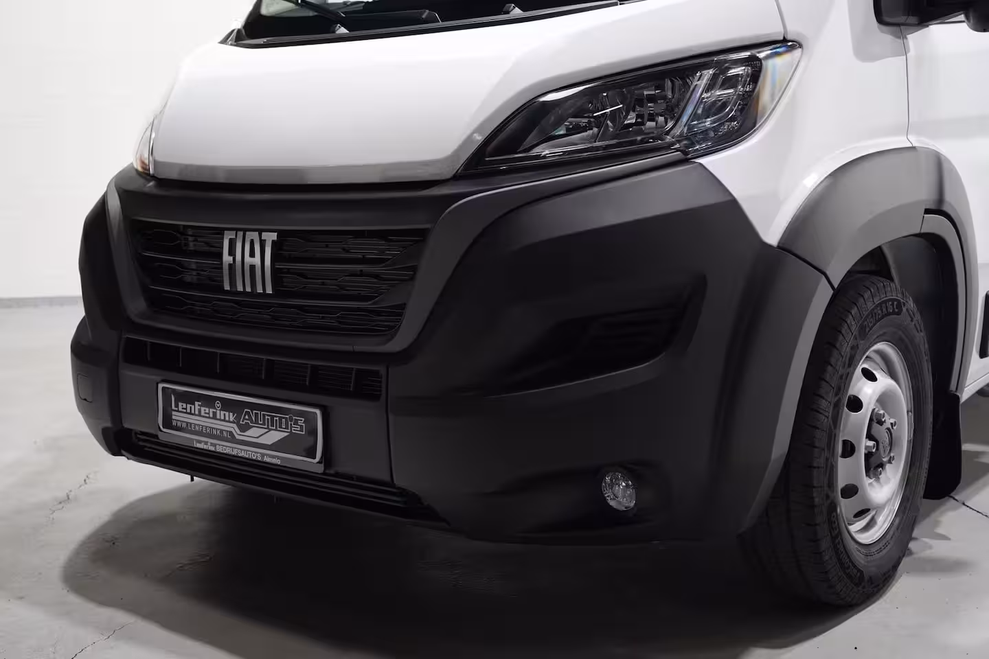 Fiat Ducato 2.2 MJet 140 pk L4 Pick Up / Open Laadbak Airco, Cruise Control, 3-Zits, LxBxH 420x202x40