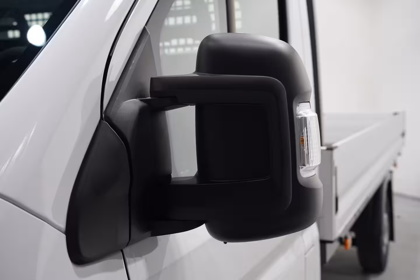 Fiat Ducato 2.2 MJet 140 pk L4 Pick Up / Open Laadbak Airco, Cruise Control, 3-Zits, LxBxH 420x202x40