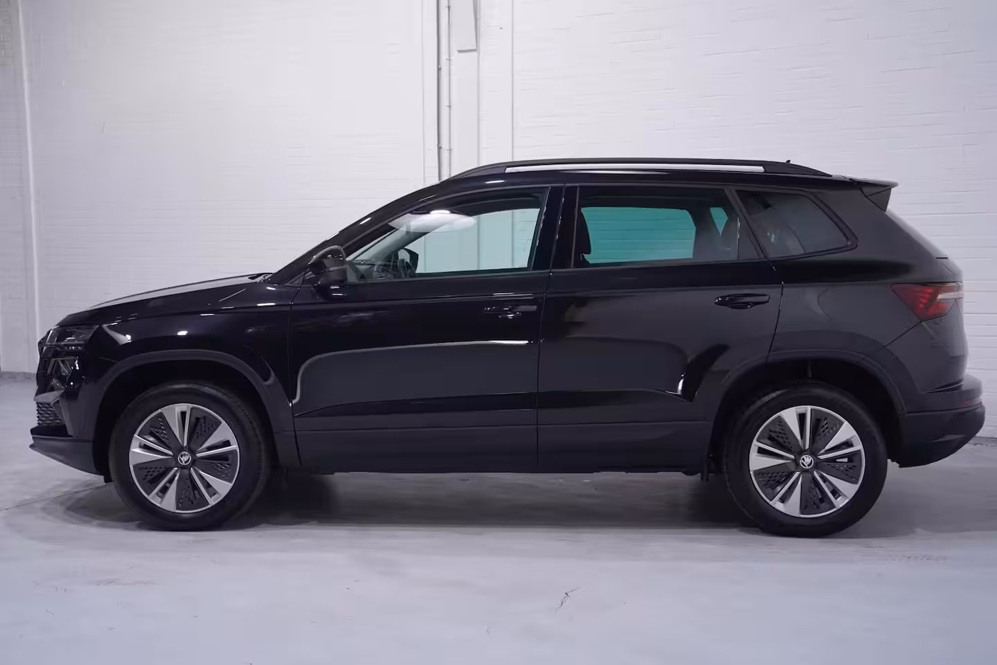 Skoda Karoq 1.5 TSI ACT Business Edition Plus NAP Clima Winterpakket Navi Camera PDC v+a Voorruitverwa
