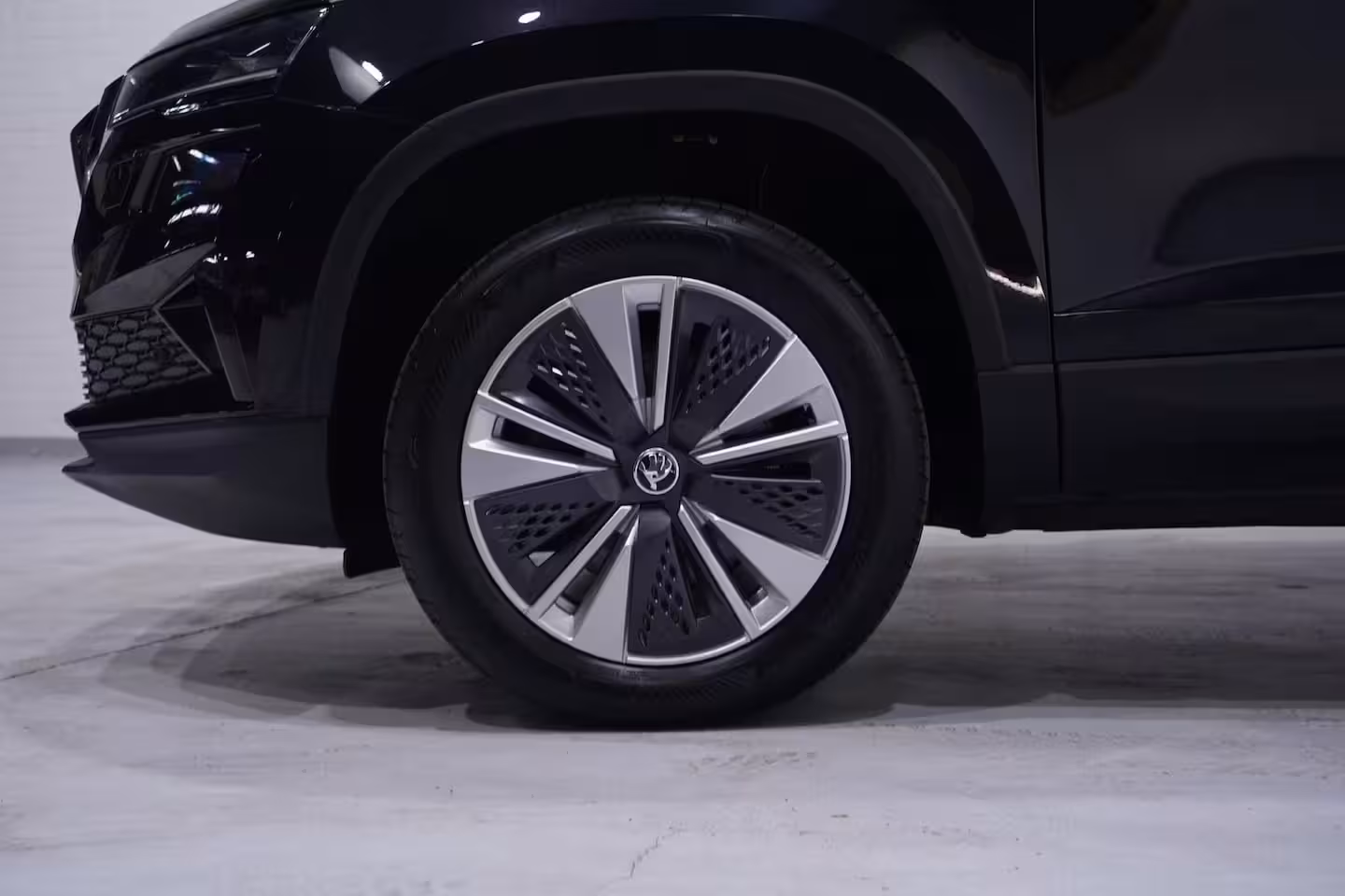 Skoda Karoq 1.5 TSI ACT Business Edition Plus NAP Clima Winterpakket Navi Camera PDC v+a Voorruitverwa