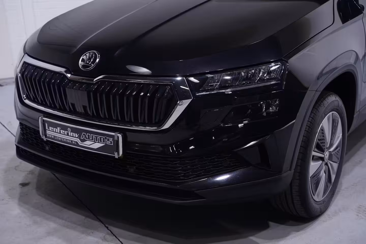 Skoda Karoq 1.5 TSI ACT Business Edition Plus NAP Clima Winterpakket Navi Camera PDC v+a Voorruitverwa