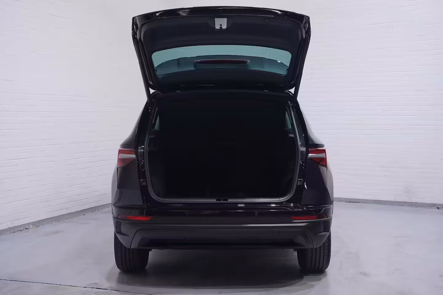 Skoda Karoq 1.5 TSI ACT Business Edition Plus NAP Clima Winterpakket Navi Camera PDC v+a Voorruitverwa
