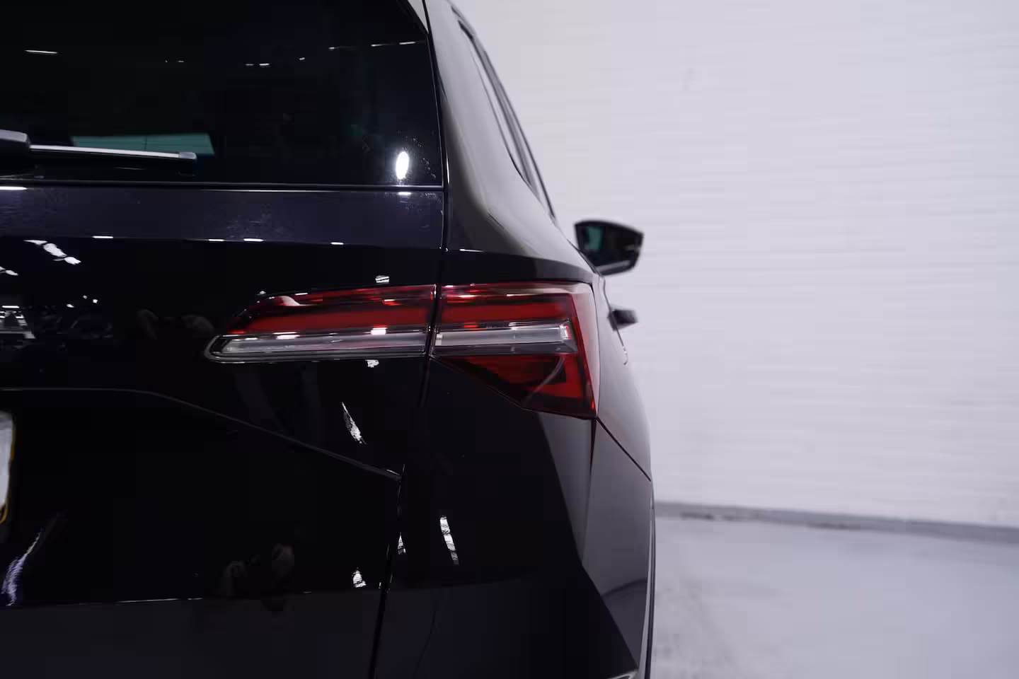 Skoda Karoq 1.5 TSI ACT Business Edition Plus NAP Clima Winterpakket Navi Camera PDC v+a Voorruitverwa