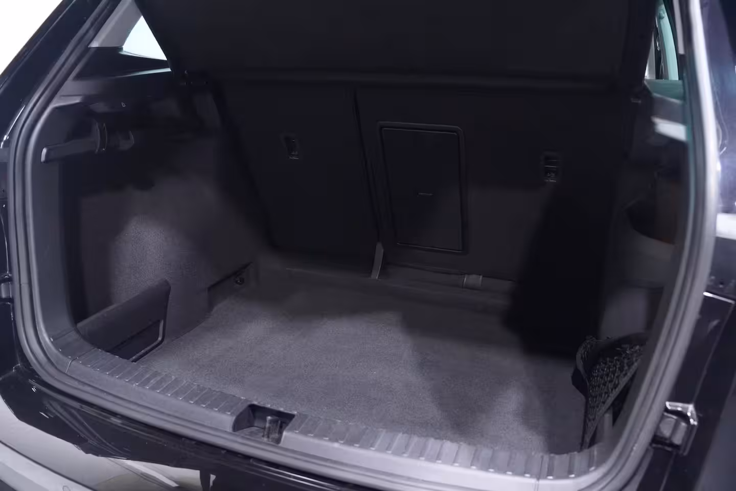 Skoda Karoq 1.5 TSI ACT Business Edition Plus NAP Clima Winterpakket Navi Camera PDC v+a Voorruitverwa