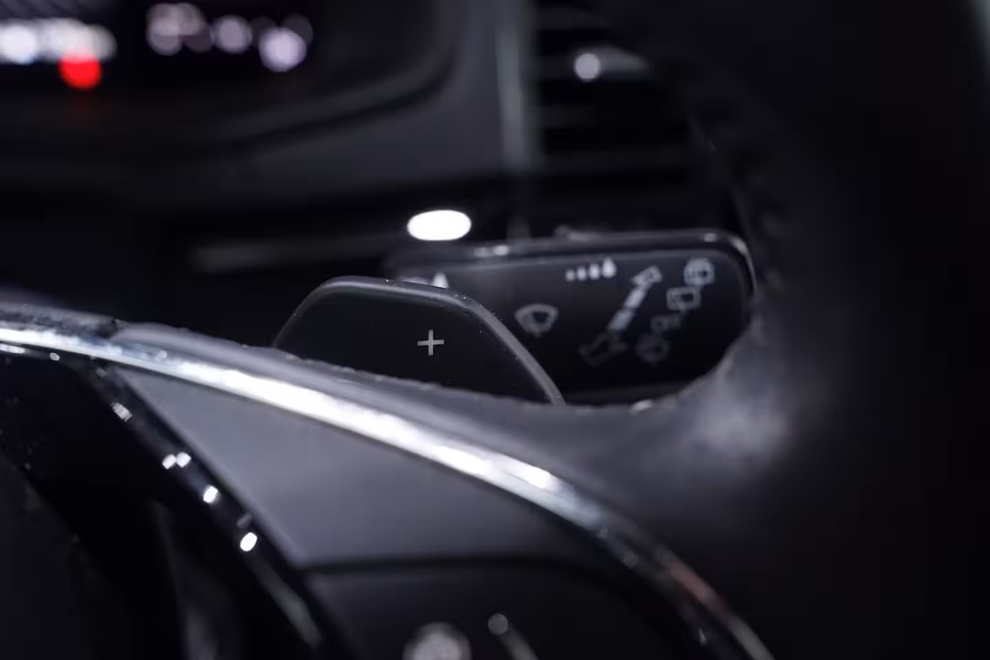 Skoda Karoq 1.5 TSI ACT Business Edition Plus NAP Clima Winterpakket Navi Camera PDC v+a Voorruitverwa