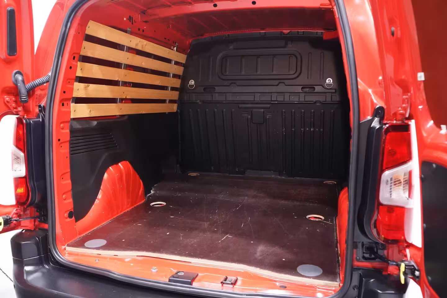 Opel Combo 1.5D 102 pk L1H1 Edition Navi, Airco Cruise Control, NAP, Laadruimte Pakket, PDC achter, 2