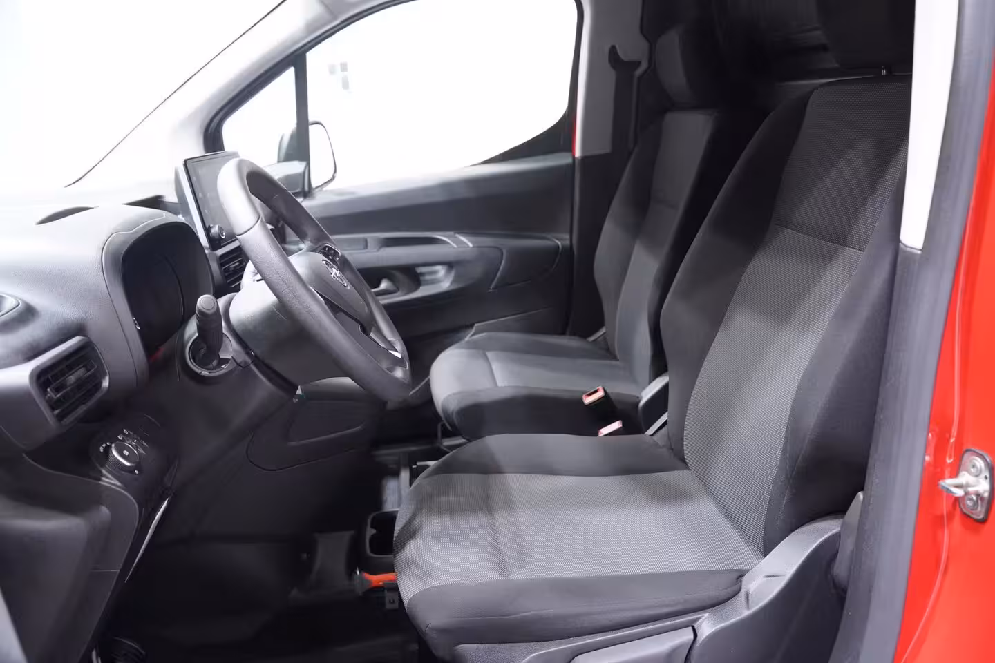 Opel Combo 1.5D 102 pk L1H1 Edition Navi, Airco Cruise Control, NAP, Laadruimte Pakket, PDC achter, 2