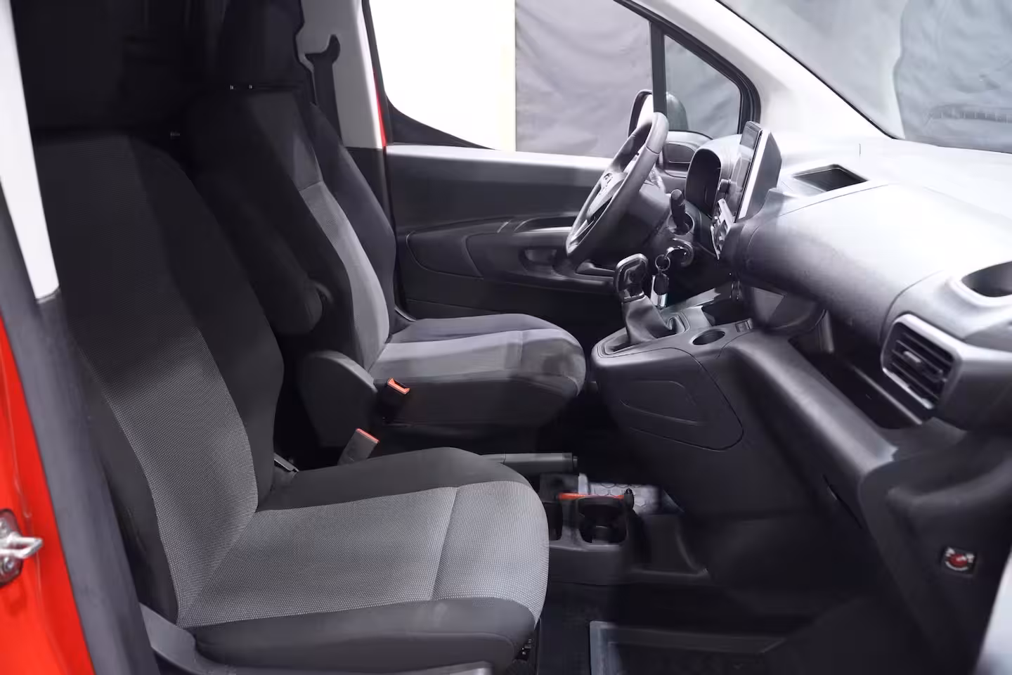 Opel Combo 1.5D 102 pk L1H1 Edition Navi, Airco Cruise Control, NAP, Laadruimte Pakket, PDC achter, 2