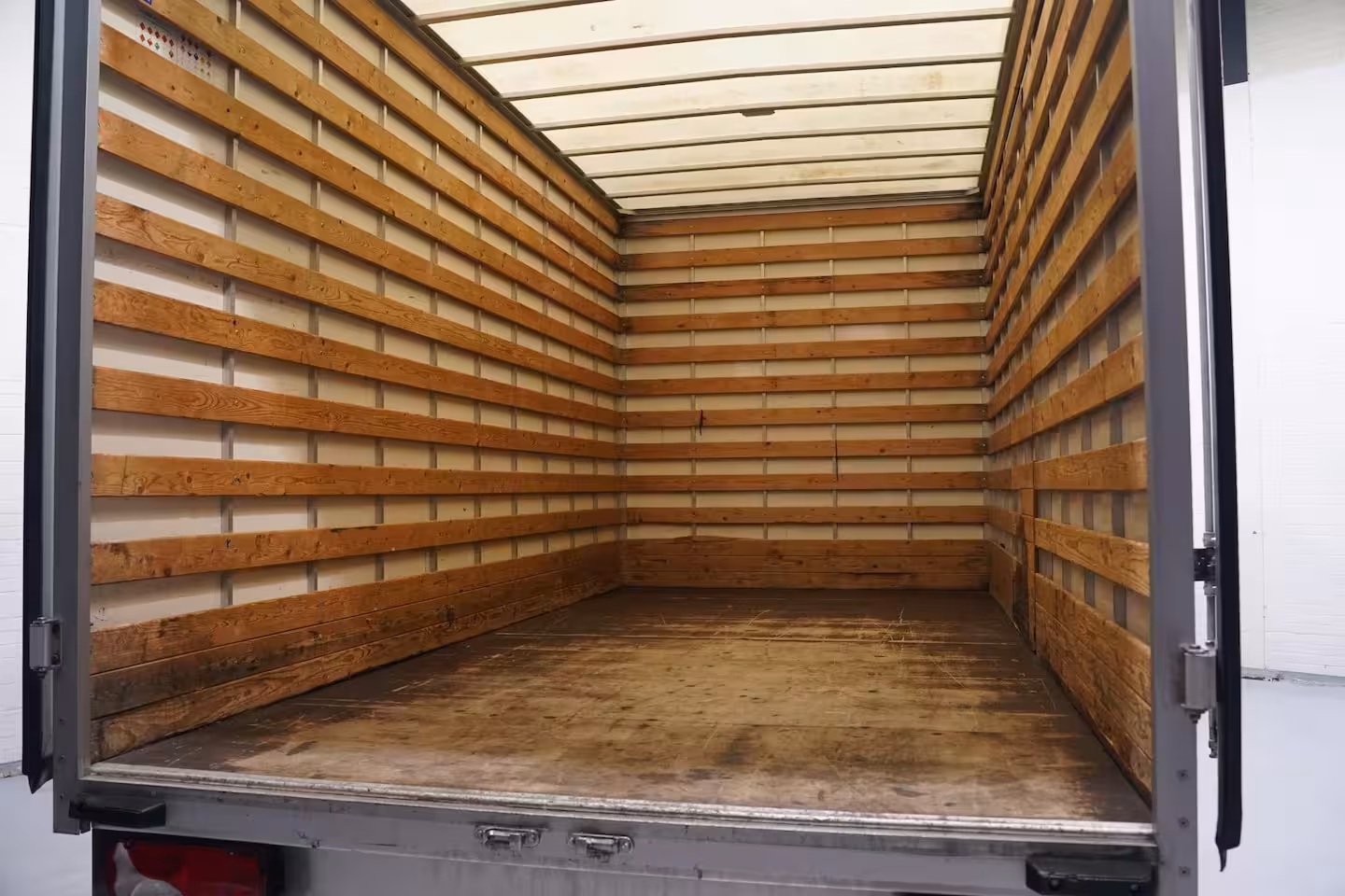 Mercedes-Benz Sprinter 311 CDI Automaat Bakwagen met Deuren 20M3 Airco, Dakspoiler, LxBxH 430x210x220 cm, NAP, 3