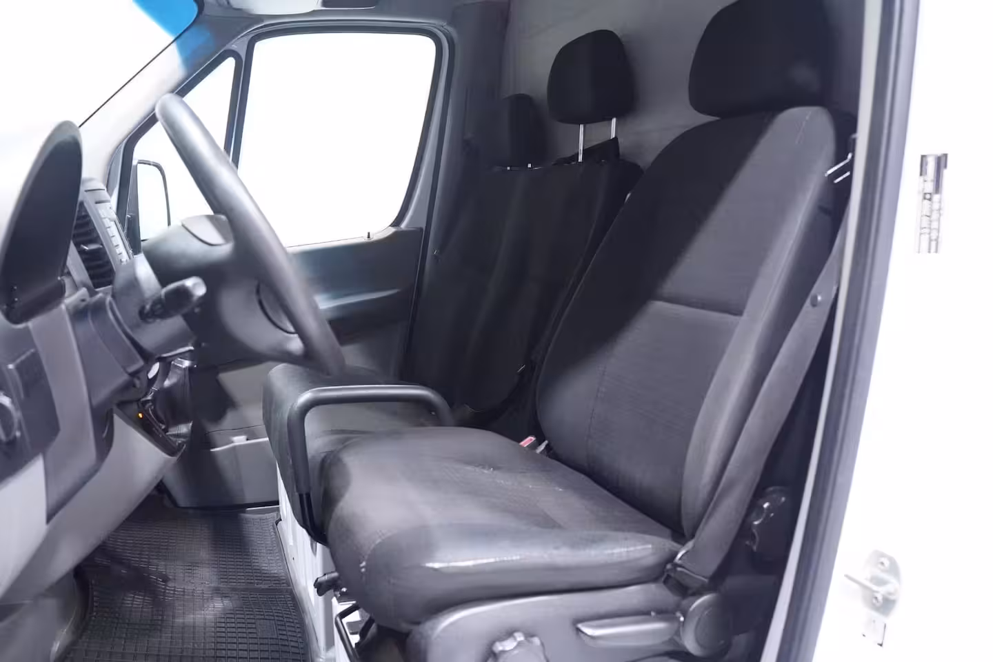Mercedes-Benz Sprinter 311 CDI Automaat Bakwagen met Deuren 20M3 Airco, Dakspoiler, LxBxH 430x210x220 cm, NAP, 3