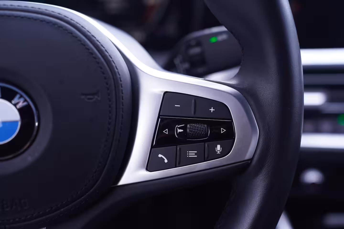 BMW 3-serie 320i Sport Line Led koplampen Apple Carplay Leder Memory Stoelverwarming 1e Eigenaar NAP