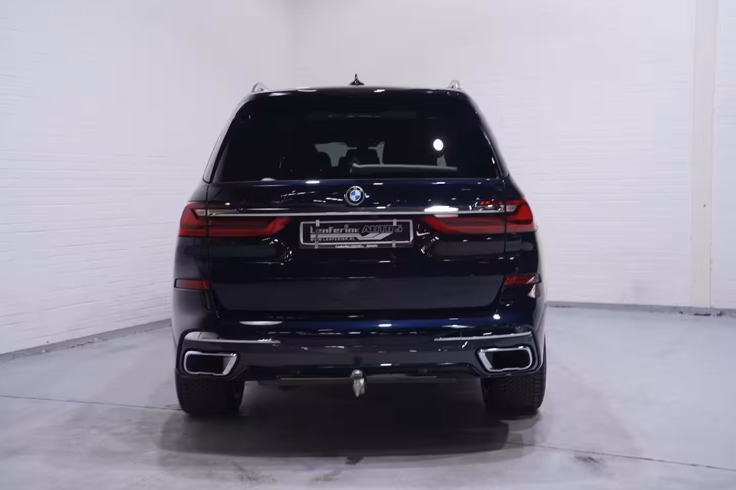 BMW X7 xDrive40i M Sport NAP M Stoelen 7- zits Carbon spiegels Leder dashbord Massage Standverwar