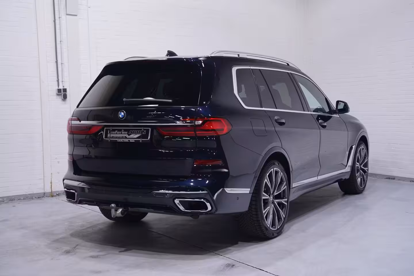 BMW X7 xDrive40i M Sport NAP M Stoelen 7- zits Carbon spiegels Leder dashbord Massage Standverwar