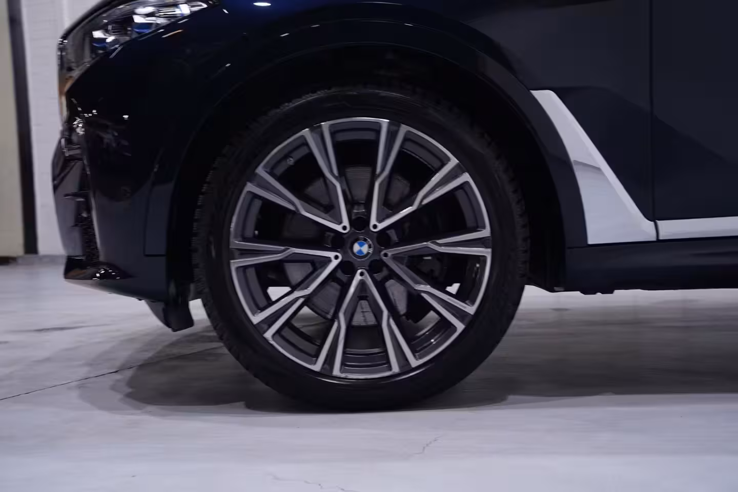 BMW X7 xDrive40i M Sport NAP M Stoelen 7- zits Carbon spiegels Leder dashbord Massage Standverwar