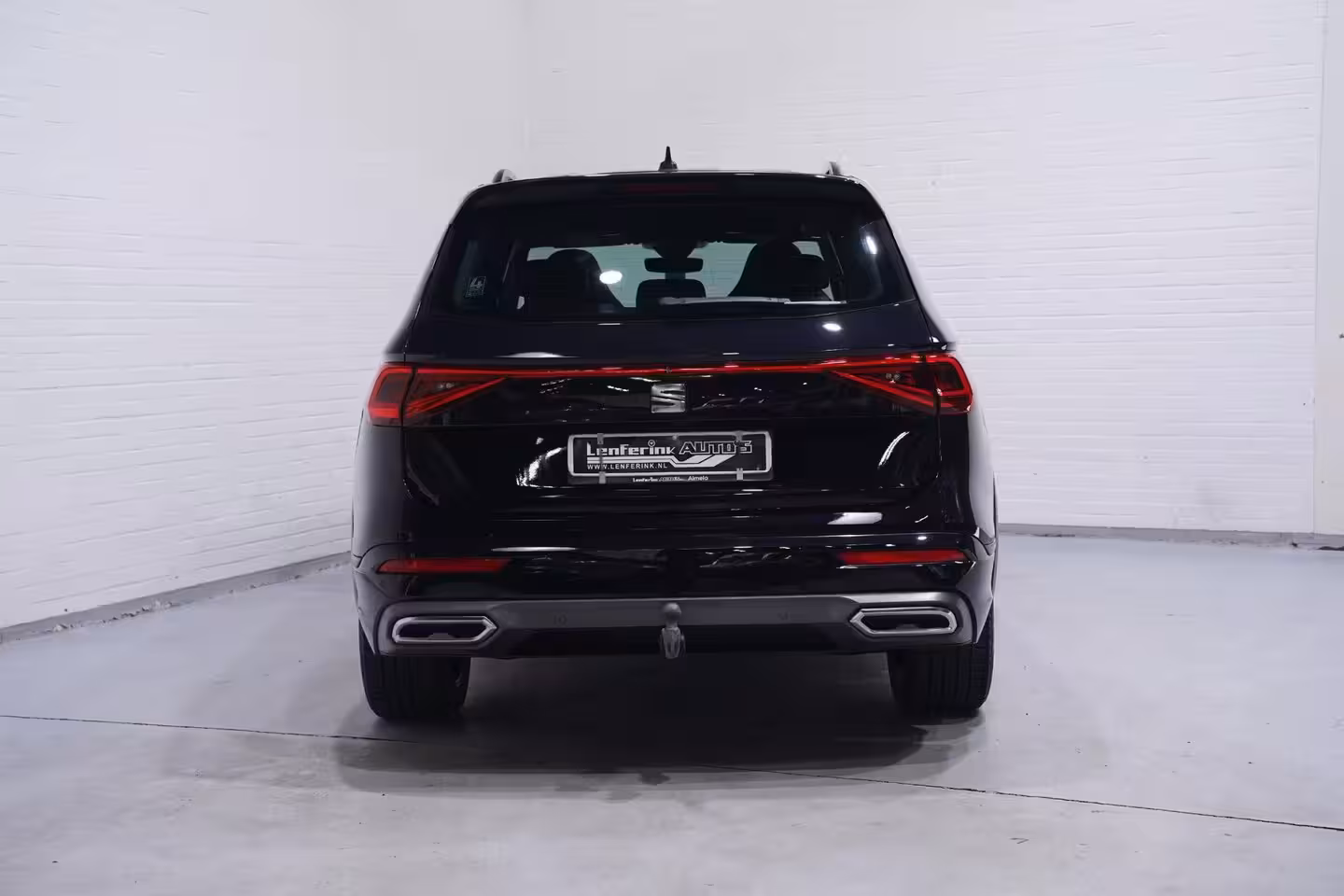 Seat Tarraco 1.5 TSI FR Business Intense NAP Navi Camera Trekhaak Apple/ Android Camera 360 PDC v+a