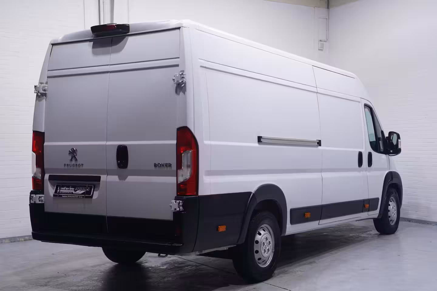 Peugeot Boxer 2.2 BlueHDi 165 pk L4H2 Navi, Camera Laadruimte Pakket, PDC achter, Slechts 68 dkm, 3-Zits