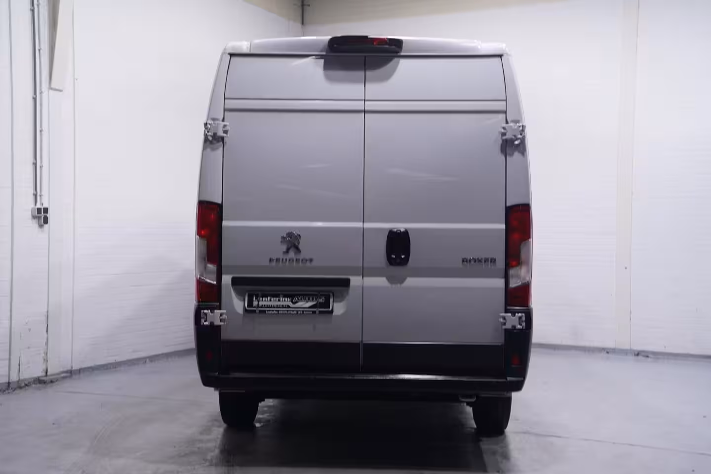 Peugeot Boxer 2.2 BlueHDi 165 pk L4H2 Navi, Camera Laadruimte Pakket, PDC achter, Slechts 68 dkm, 3-Zits
