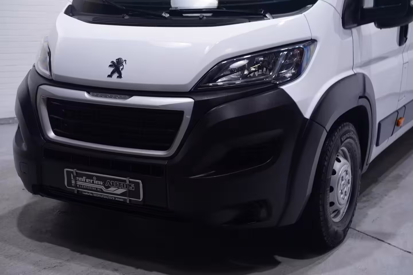 Peugeot Boxer 2.2 BlueHDi 165 pk L4H2 Navi, Camera Laadruimte Pakket, PDC achter, Slechts 68 dkm, 3-Zits