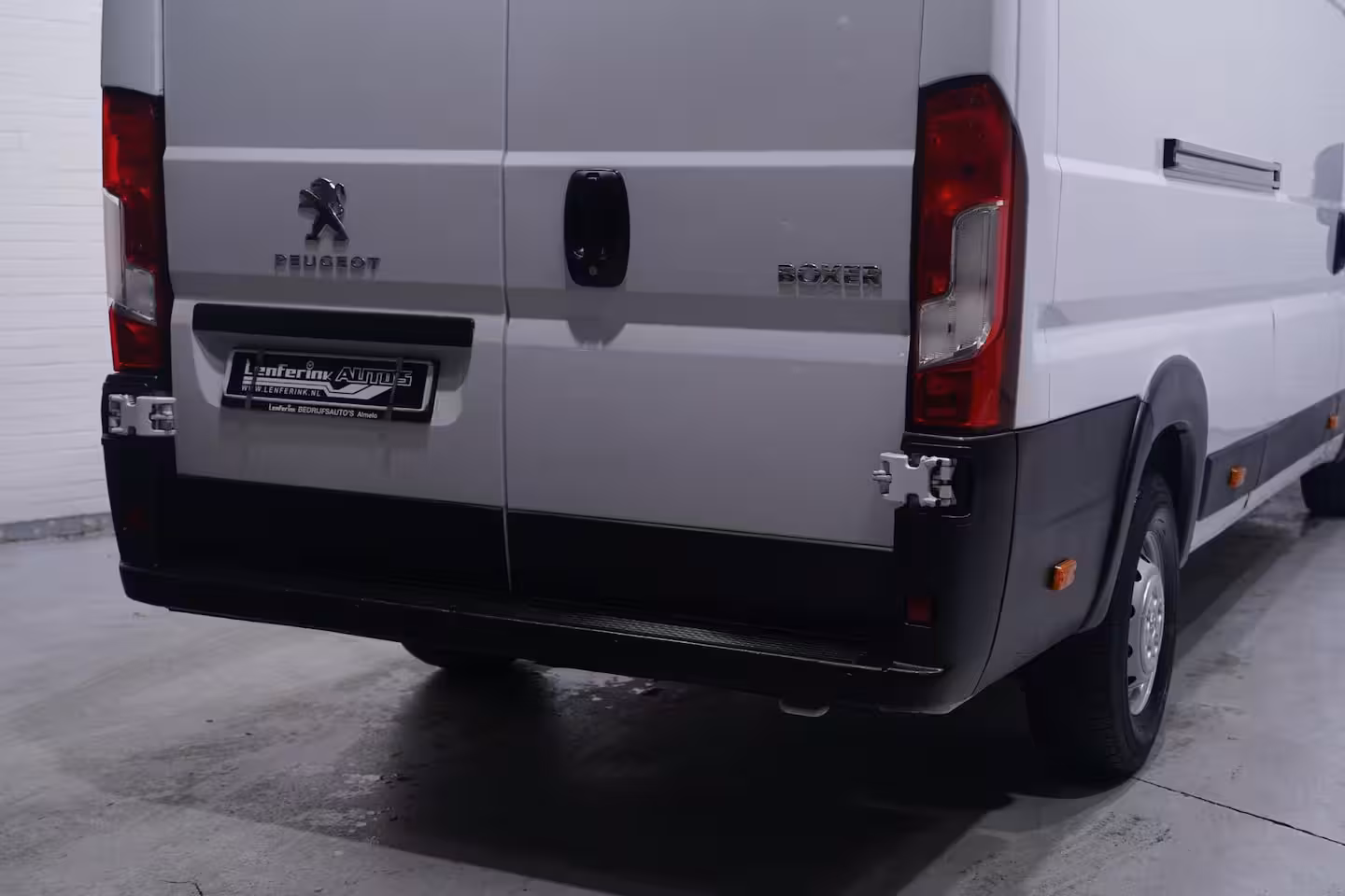 Peugeot Boxer 2.2 BlueHDi 165 pk L4H2 Navi, Camera Laadruimte Pakket, PDC achter, Slechts 68 dkm, 3-Zits